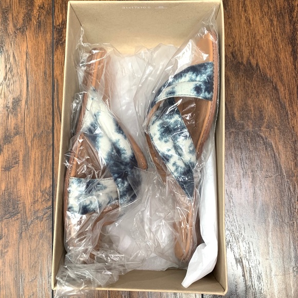 NWT Madewell The Skyler Slide Sandal in Tie-Dye - Picture 9 of 10